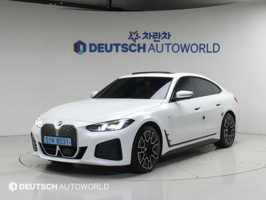 BMW i4 eDrive 40 M 스포츠 이미지 1
