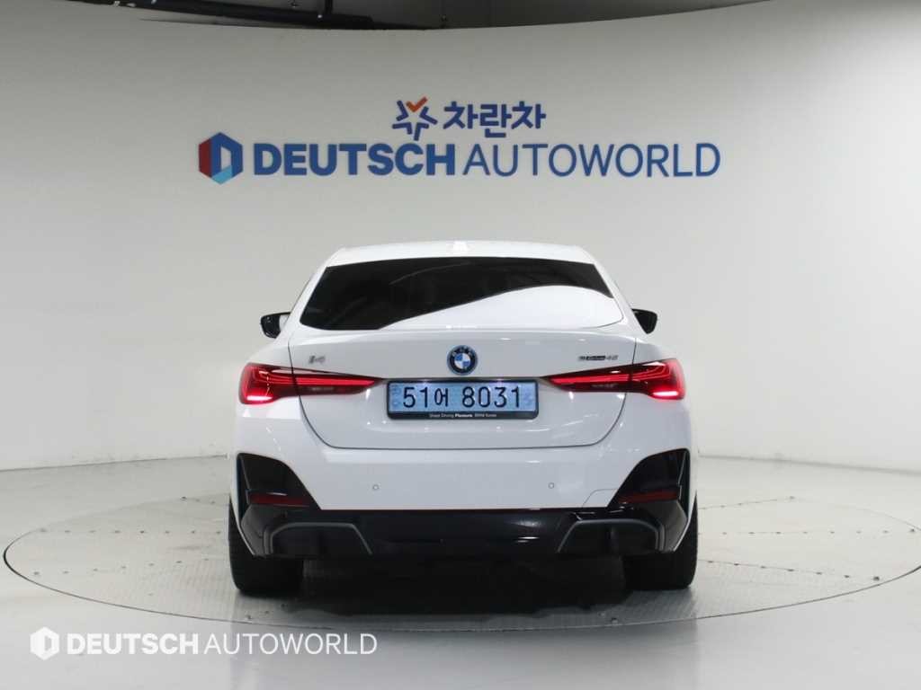BMW i4 eDrive 40 M 스포츠 이미지 4