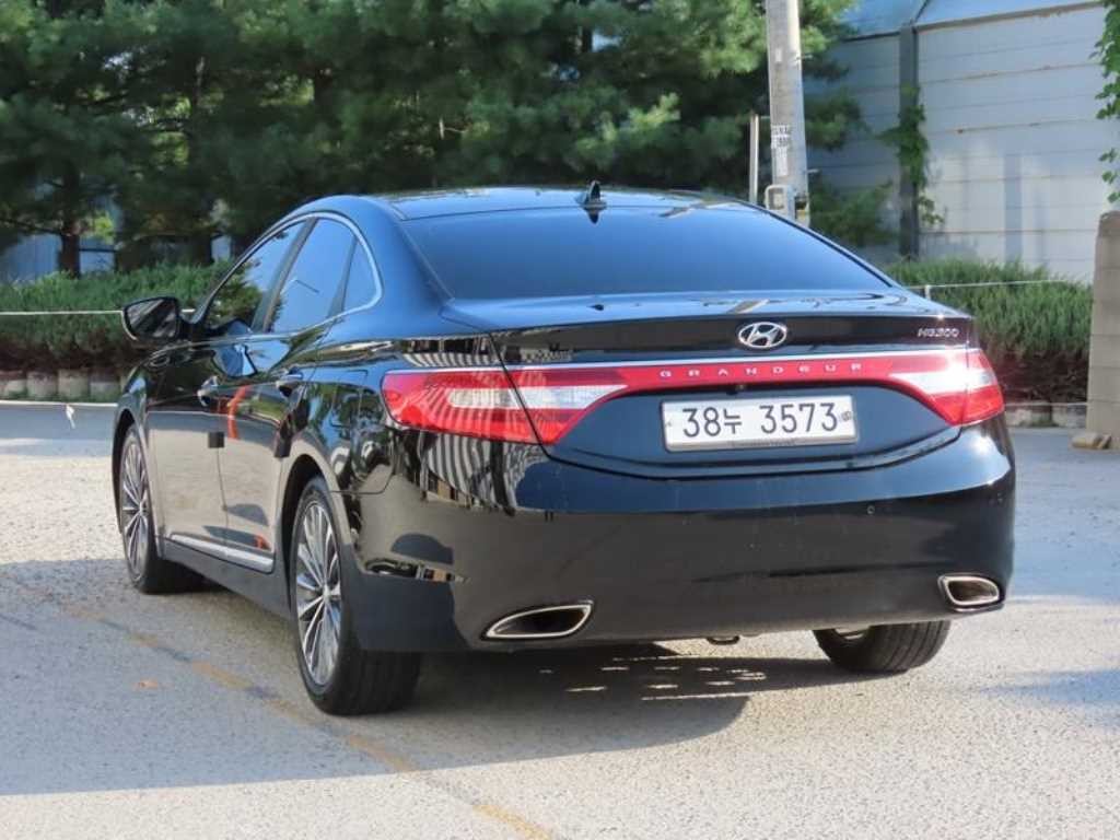 현대 그랜저 그랜저 HG HG300 PREMIUM 이미지 3
