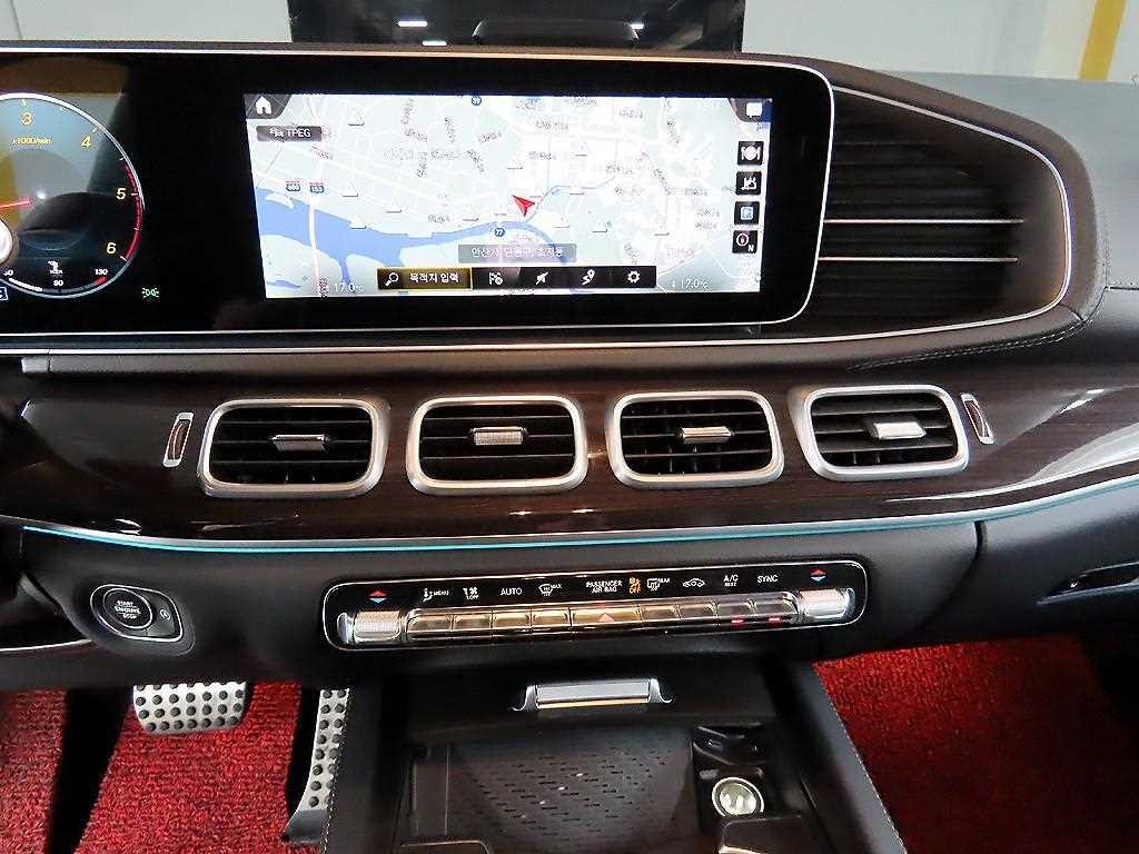 벤츠 GLE 클래스 GLE 클래스 W167 GLE 400d 4MATIC 쿠페 이미지 13