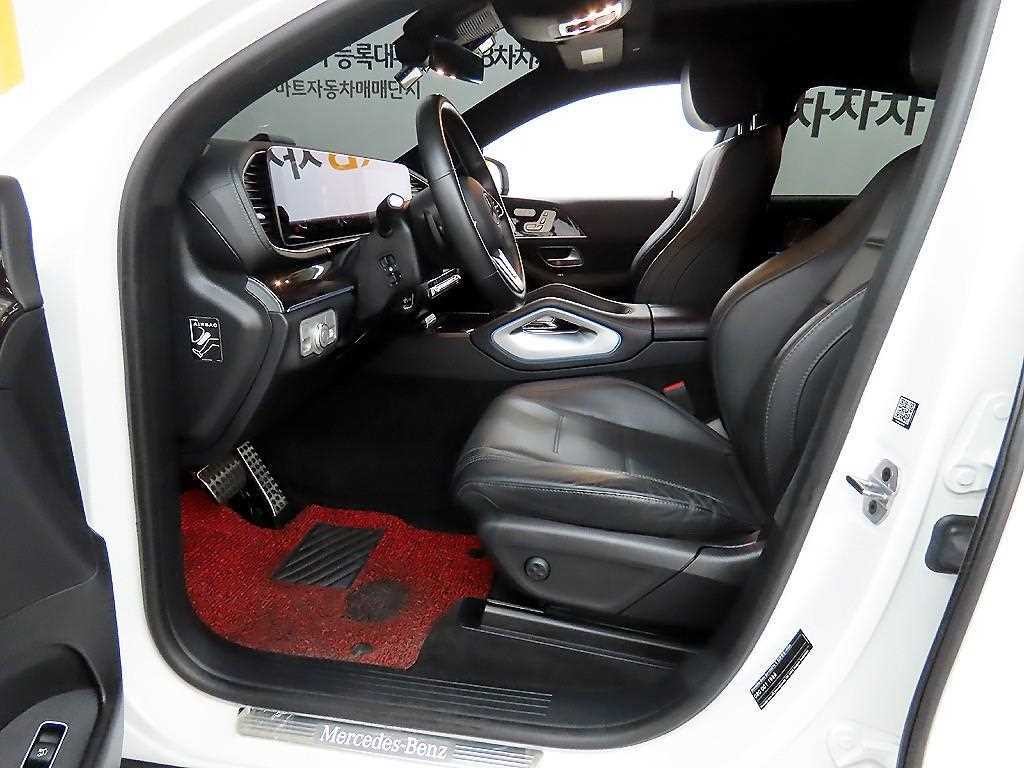 벤츠 GLE 클래스 GLE 클래스 W167 GLE 400d 4MATIC 쿠페 이미지 5