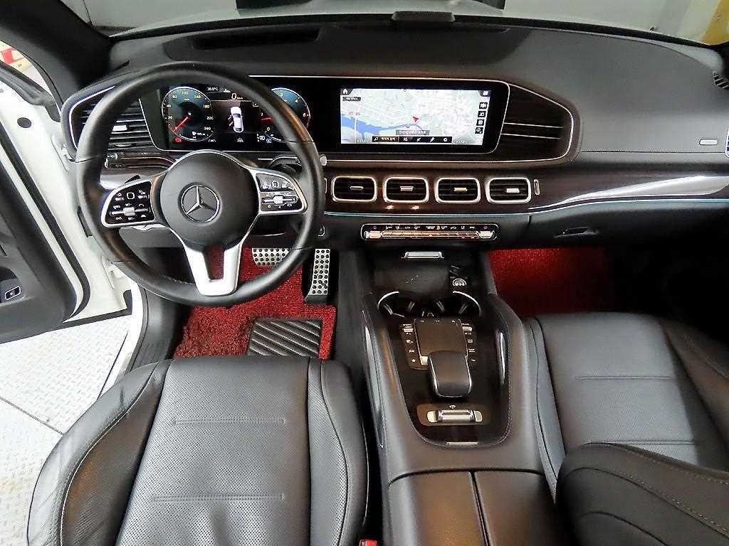 벤츠 GLE 클래스 GLE 클래스 W167 GLE 400d 4MATIC 쿠페 이미지 7
