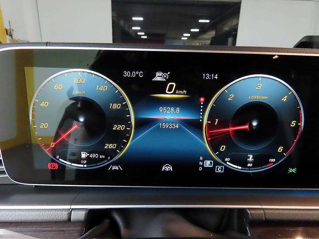 벤츠 GLE 클래스 GLE 클래스 W167 GLE 400d 4MATIC 쿠페 이미지 8