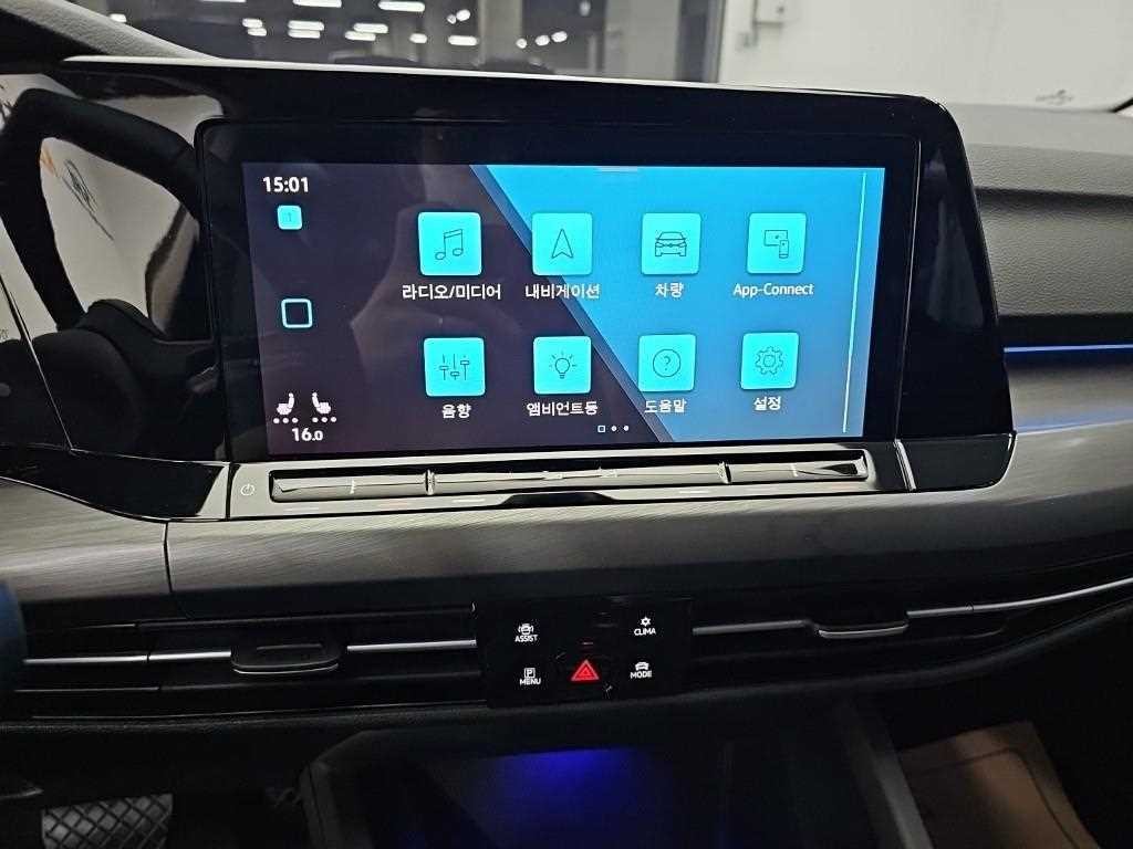 폭스바겐 골프 골프 8세대 2.0 TDI 프리미엄 이미지 10