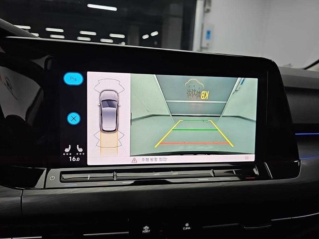폭스바겐 골프 골프 8세대 2.0 TDI 프리미엄 이미지 13