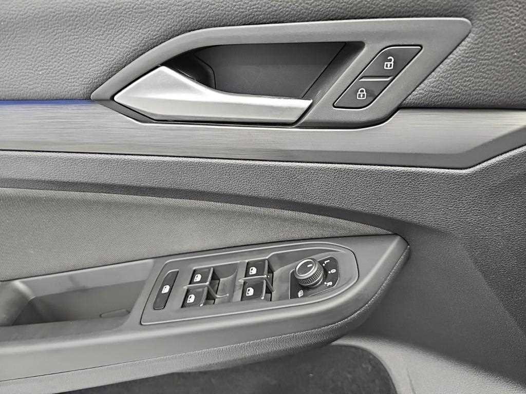 폭스바겐 골프 골프 8세대 2.0 TDI 프리미엄 이미지 17