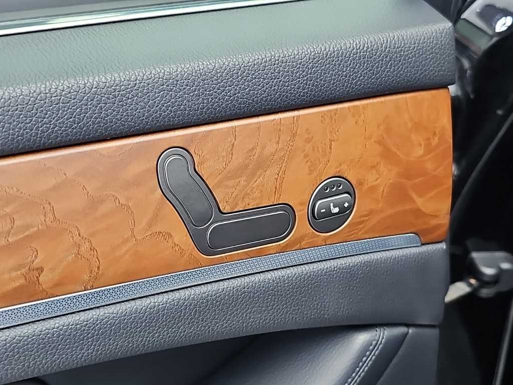 KG모빌리티(쌍용) 체어맨 뉴체어맨W 가솔린 4WD CW600 4TRONIC 럭셔리 이미지 13