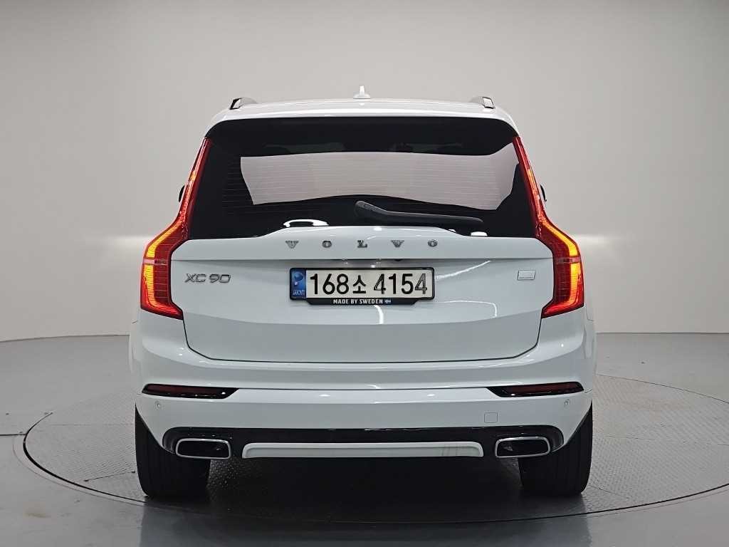 볼보 XC90 XC90 2세대 2.0 T8 AWD R-디자인 이미지 3