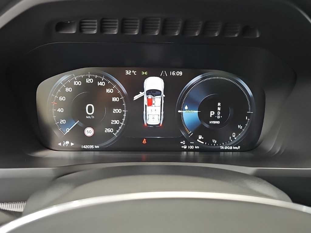 볼보 XC90 XC90 2세대 2.0 T8 AWD R-디자인 이미지 6