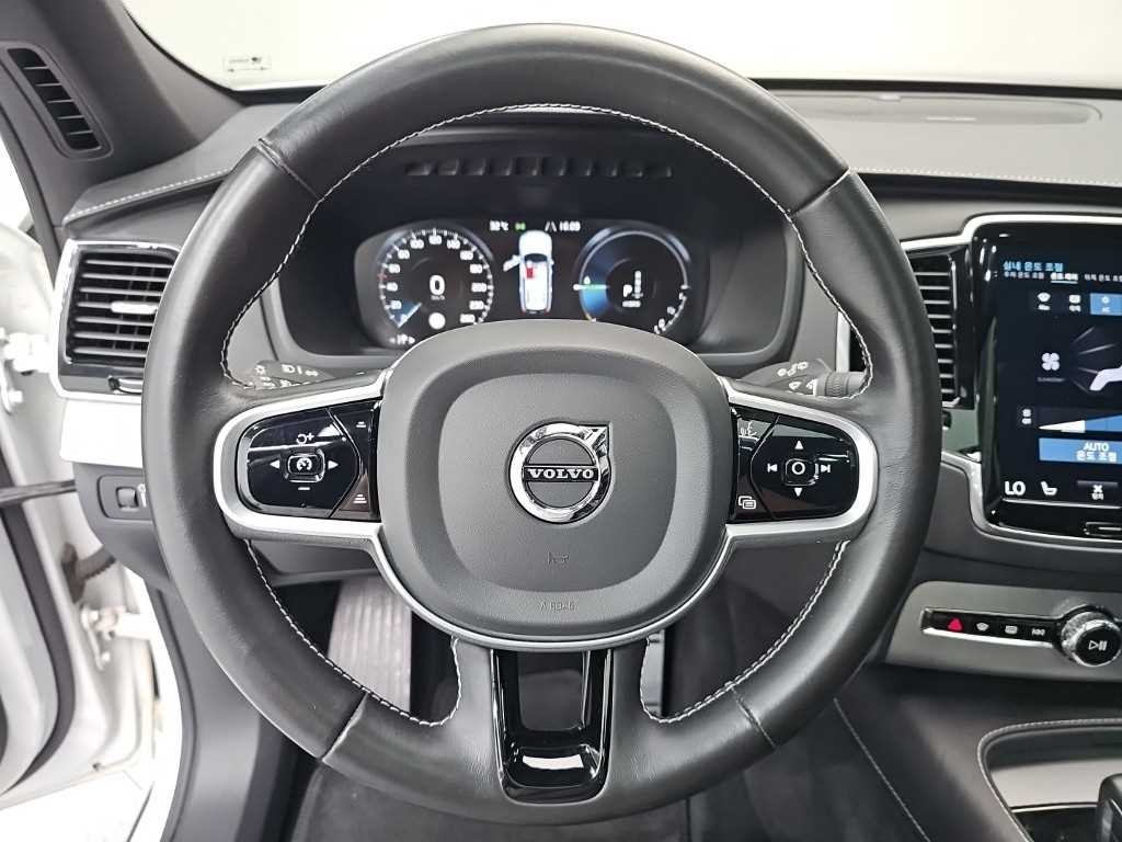볼보 XC90 XC90 2세대 2.0 T8 AWD R-디자인 이미지 9