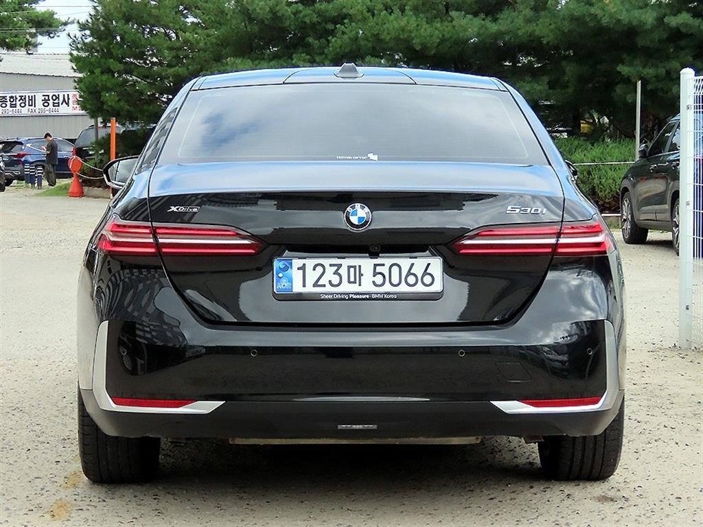 BMW 5시리즈 5시리즈 (G60) 530i xDrive 기본형 이미지 4