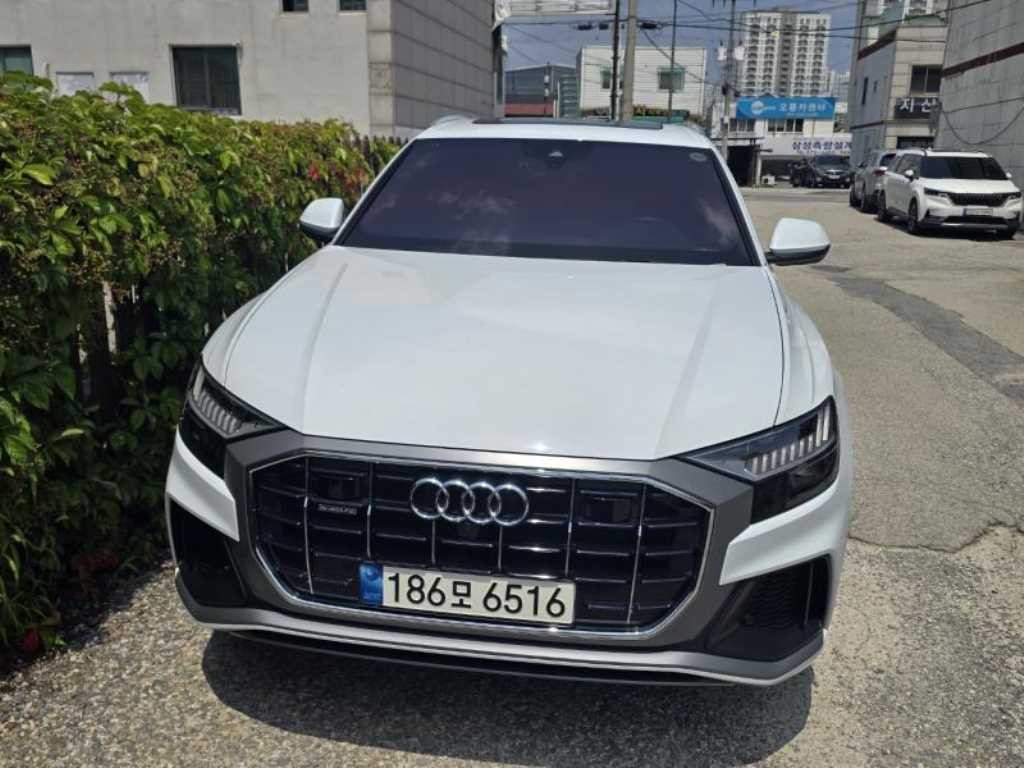 아우디 Q8 50 TDI 콰트로 프리미엄 이미지 1