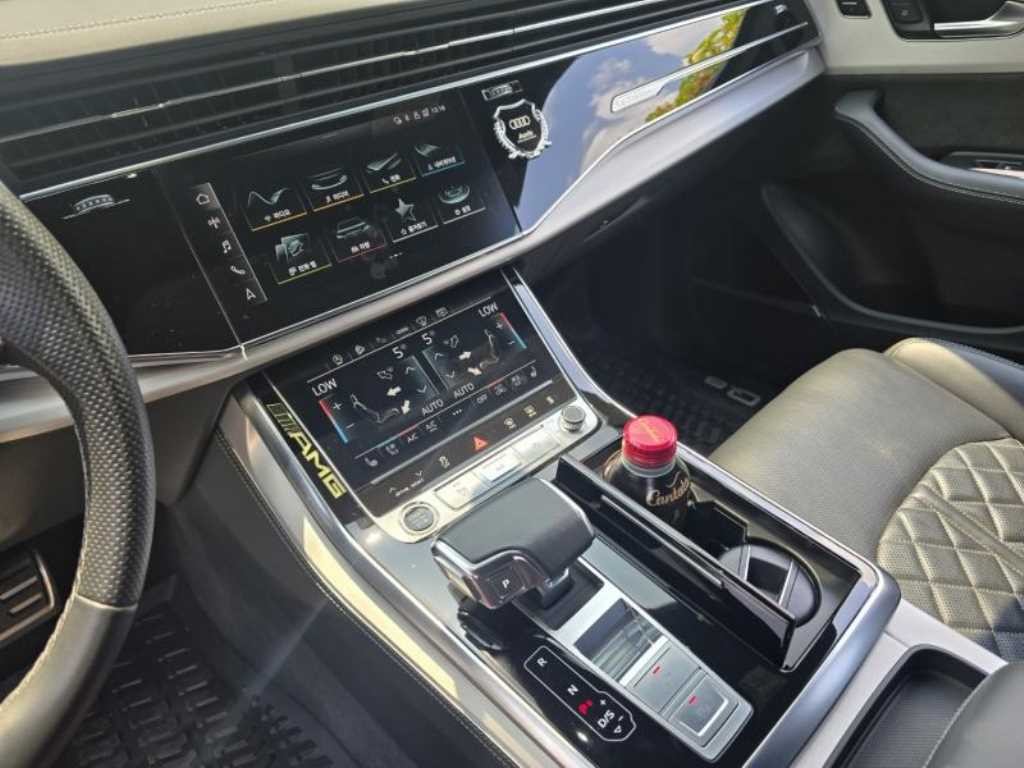 아우디 Q8 50 TDI 콰트로 프리미엄 이미지 6