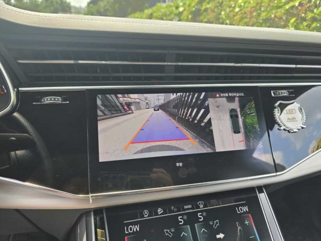 아우디 Q8 50 TDI 콰트로 프리미엄 이미지 7