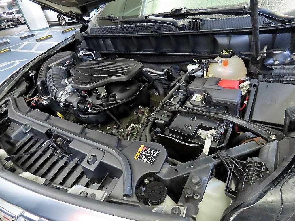 캐딜락 XT5 3.6 플래티넘 AWD 이미지 19
