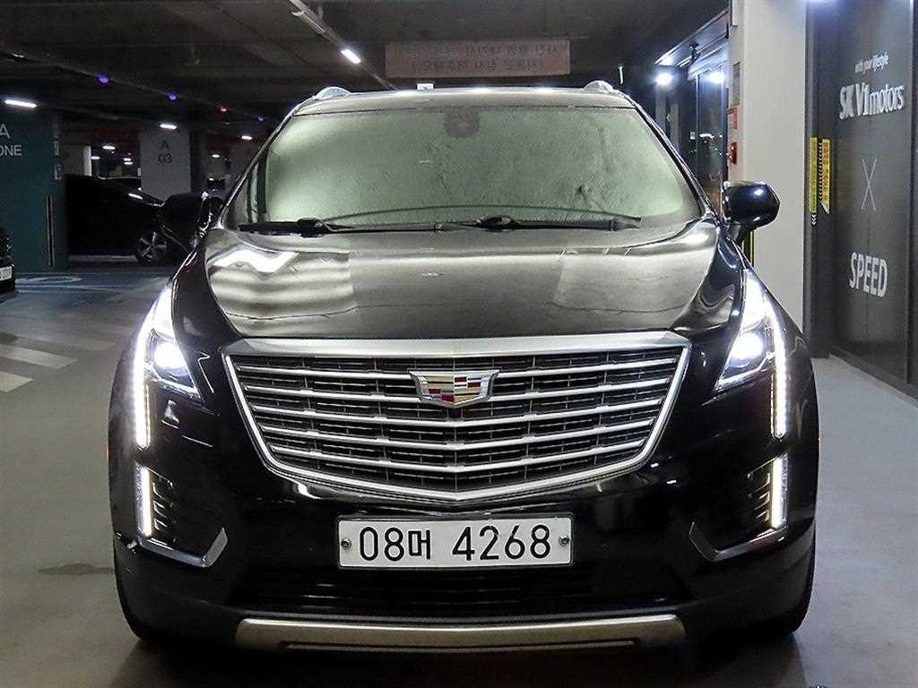 캐딜락 XT5 3.6 플래티넘 AWD 이미지 2
