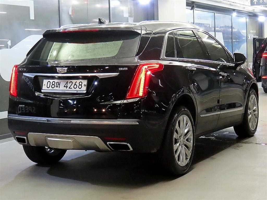 캐딜락 XT5 3.6 플래티넘 AWD 이미지 4