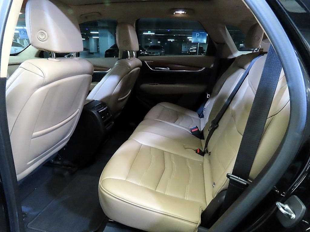 캐딜락 XT5 3.6 플래티넘 AWD 이미지 7