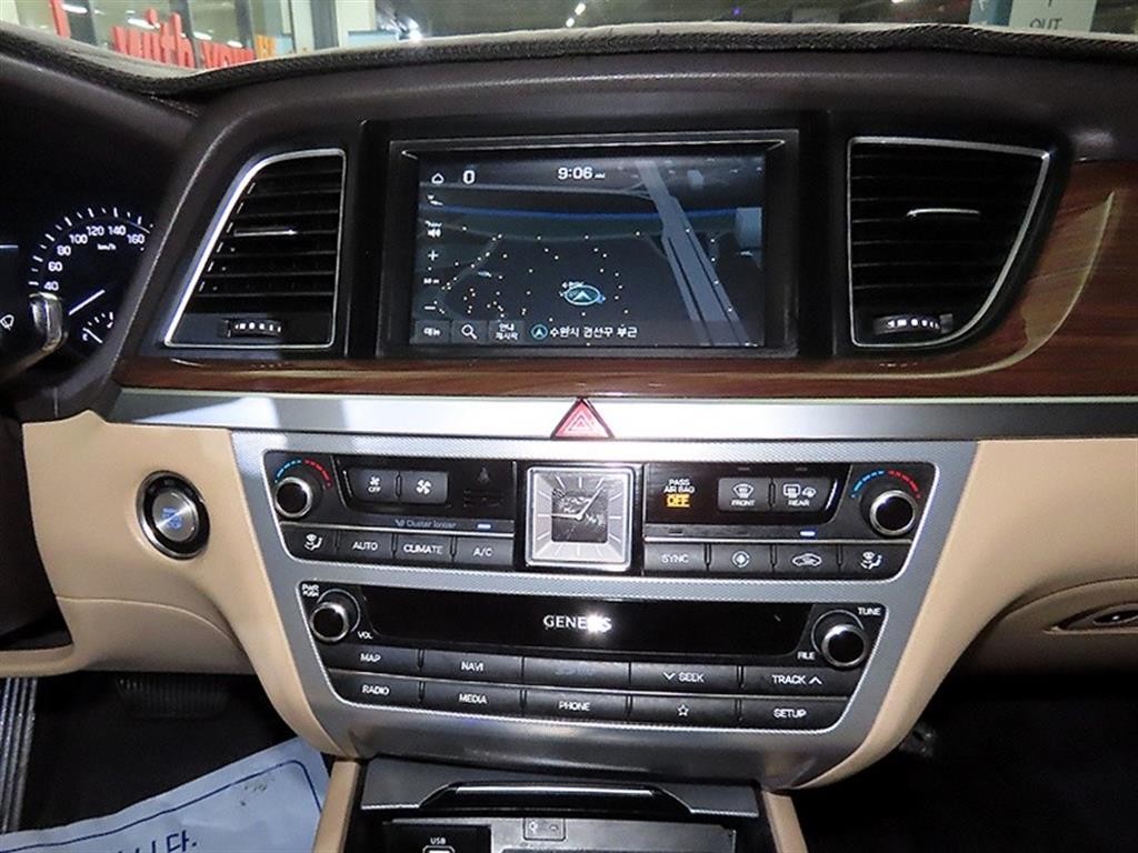 제네시스 G80 3.3 GDI AWD 럭셔리 이미지 11
