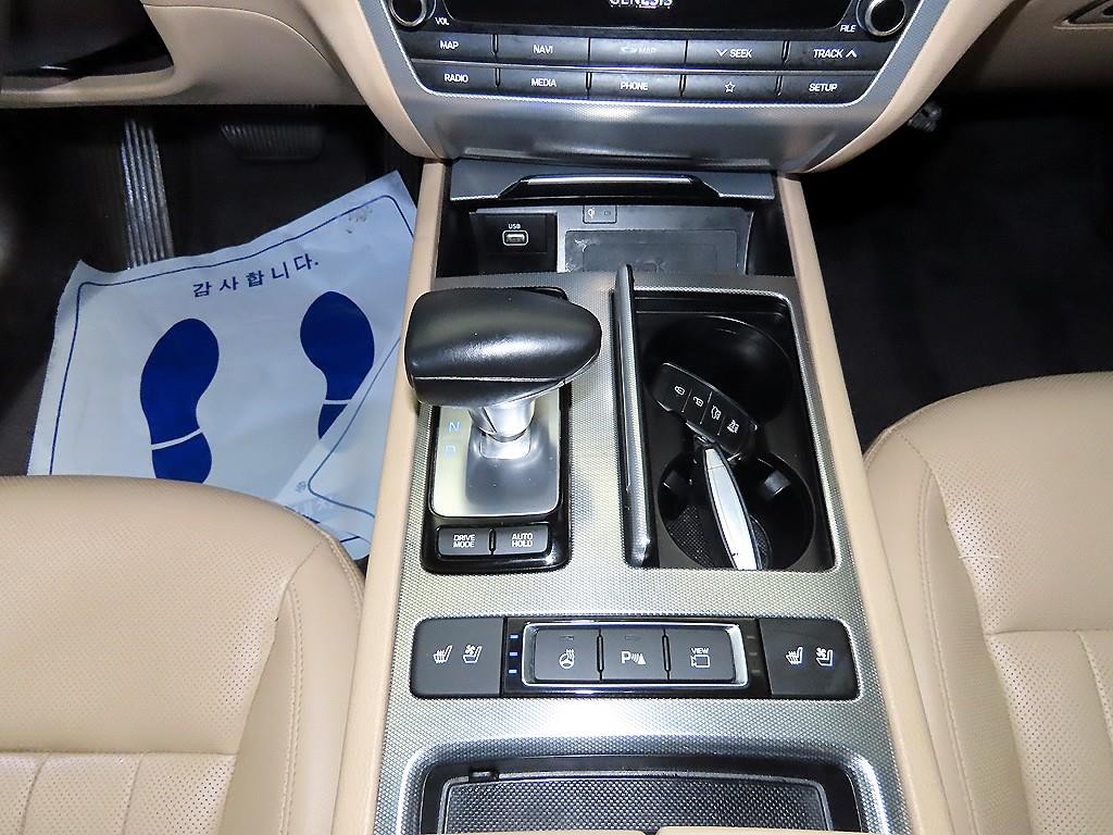 제네시스 G80 3.3 GDI AWD 럭셔리 이미지 12