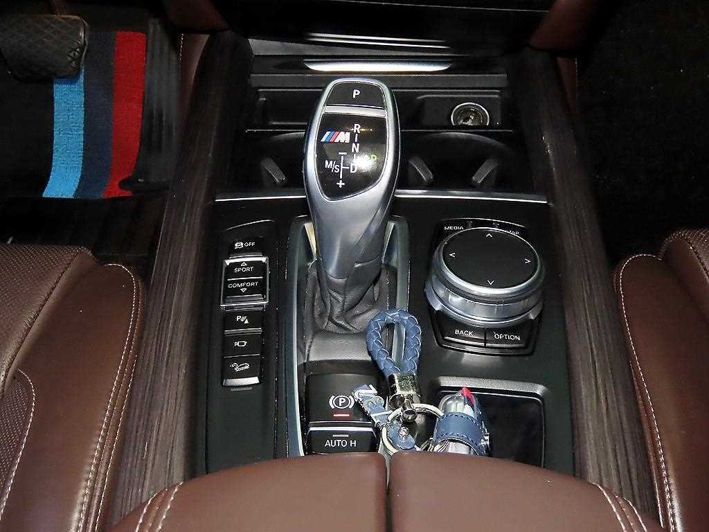 BMW X5 X5 (F15) xDrive M50d 이미지 12