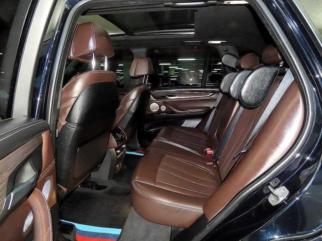 BMW X5 X5 (F15) xDrive M50d 이미지 7