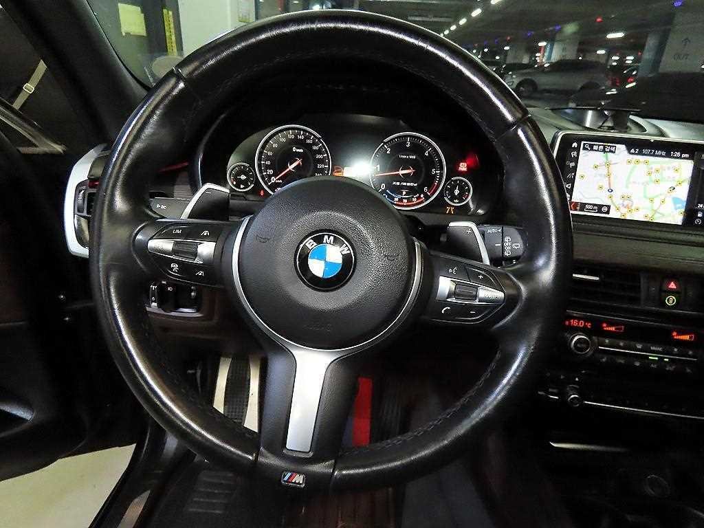 BMW X5 X5 (F15) xDrive M50d 이미지 8