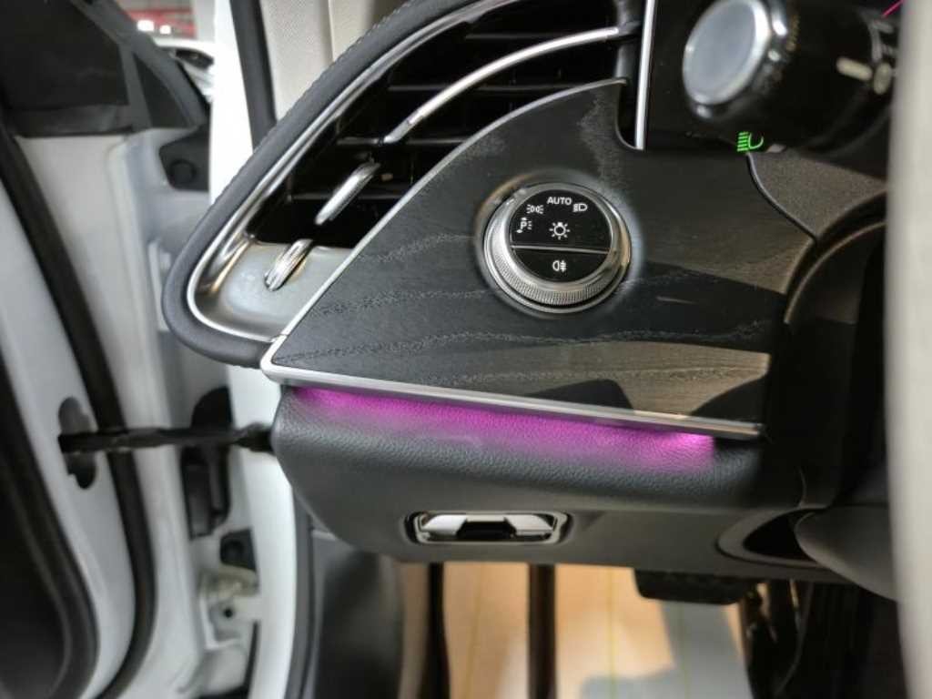 벤츠 E 클래스 E-클래스 W214 E200 아방가르드 이미지 15