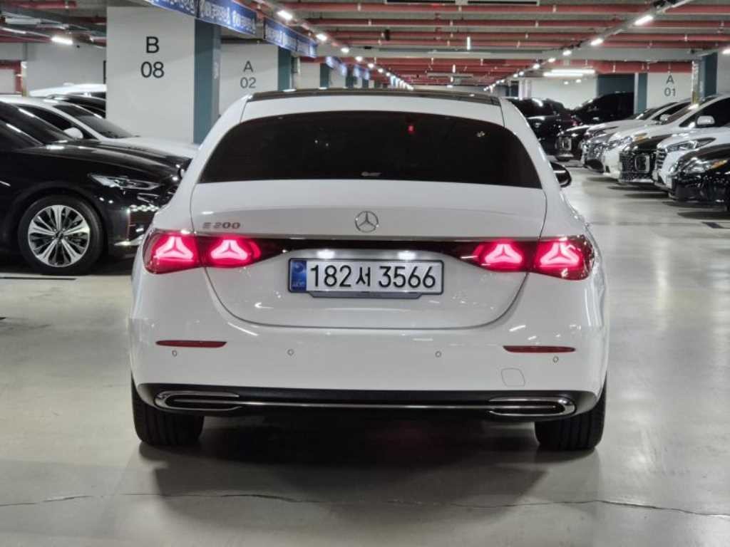 벤츠 E 클래스 E-클래스 W214 E200 아방가르드 이미지 4