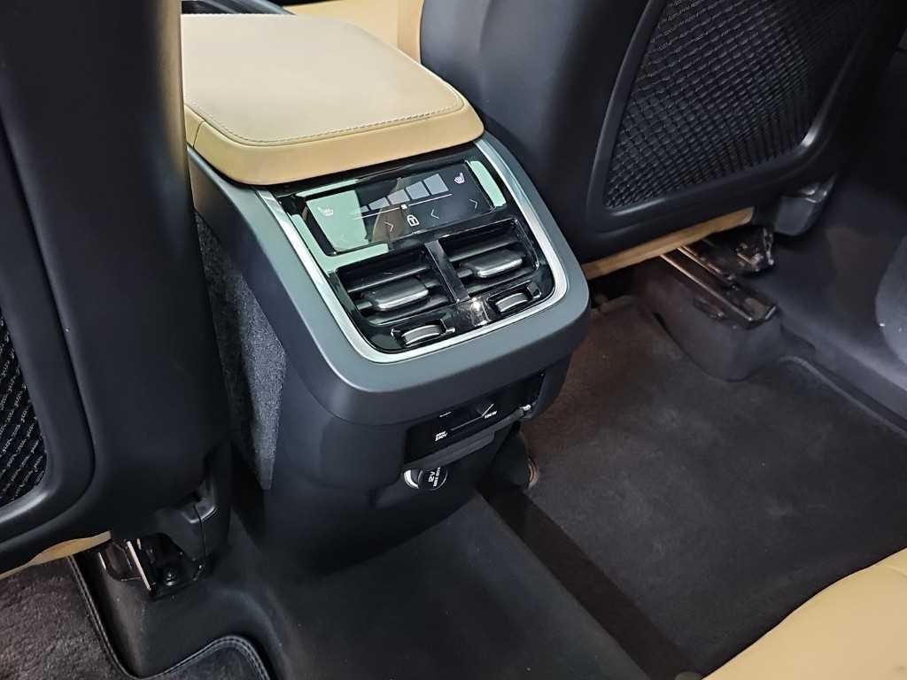 볼보 XC90 XC90 2세대 2.0 D5 AWD 인스크립션 이미지 13