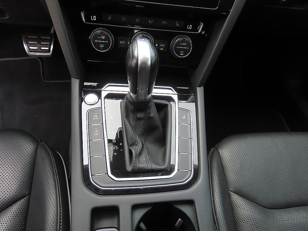 폭스바겐 아테온 2.0 TDI 프레스티지 이미지 11