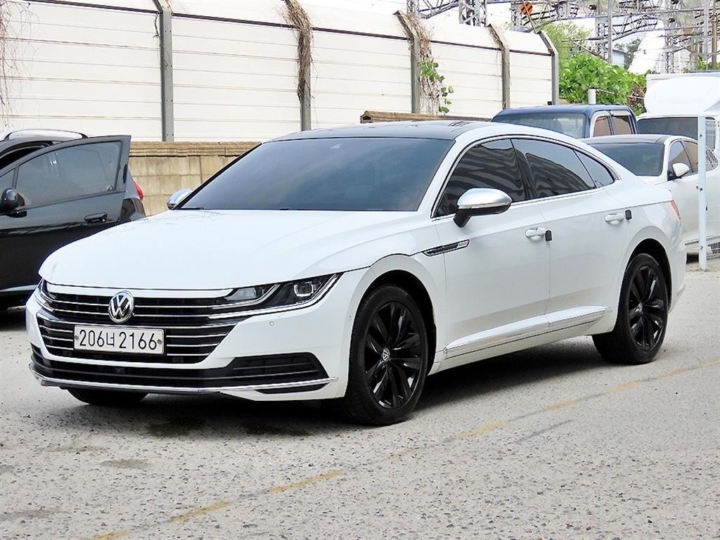 폭스바겐 아테온 2.0 TDI 프레스티지 이미지 2