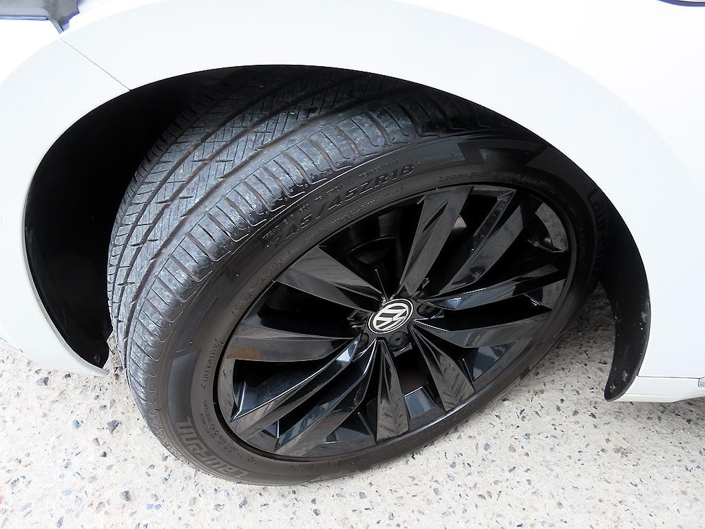 폭스바겐 아테온 2.0 TDI 프레스티지 이미지 20