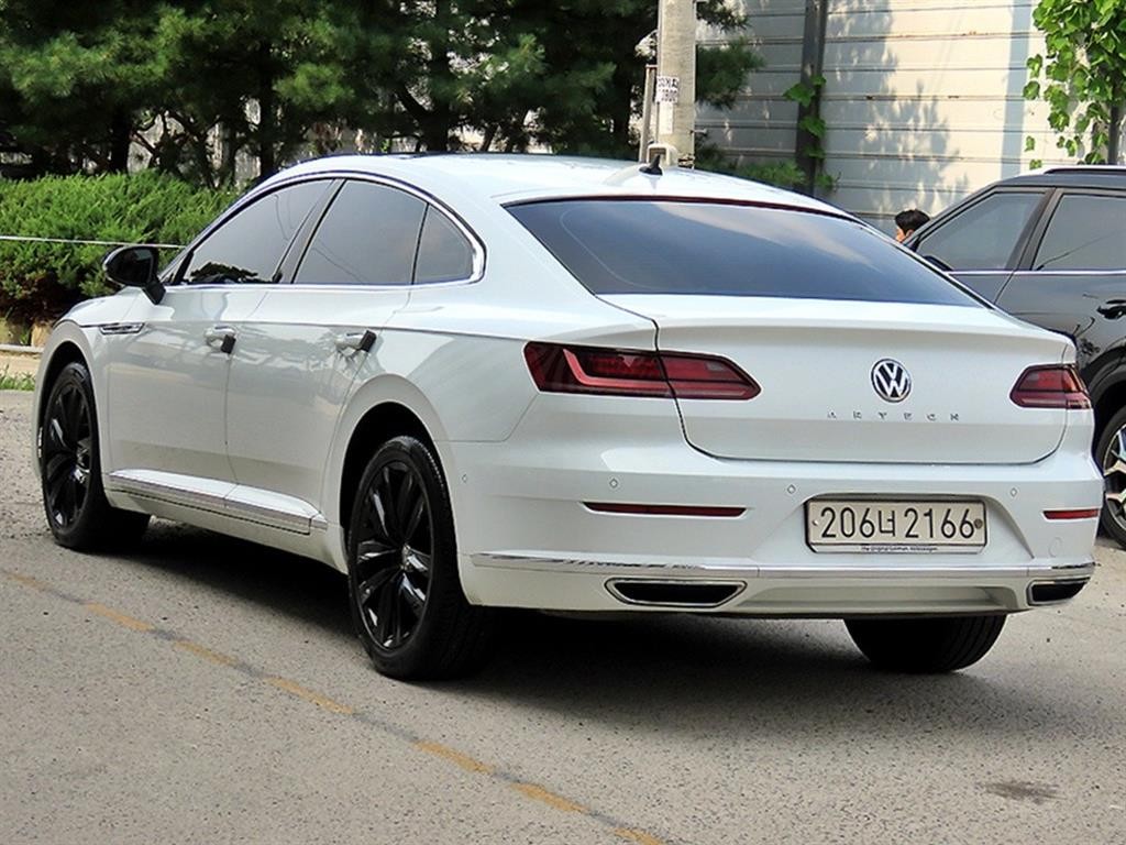 폭스바겐 아테온 2.0 TDI 프레스티지 이미지 3