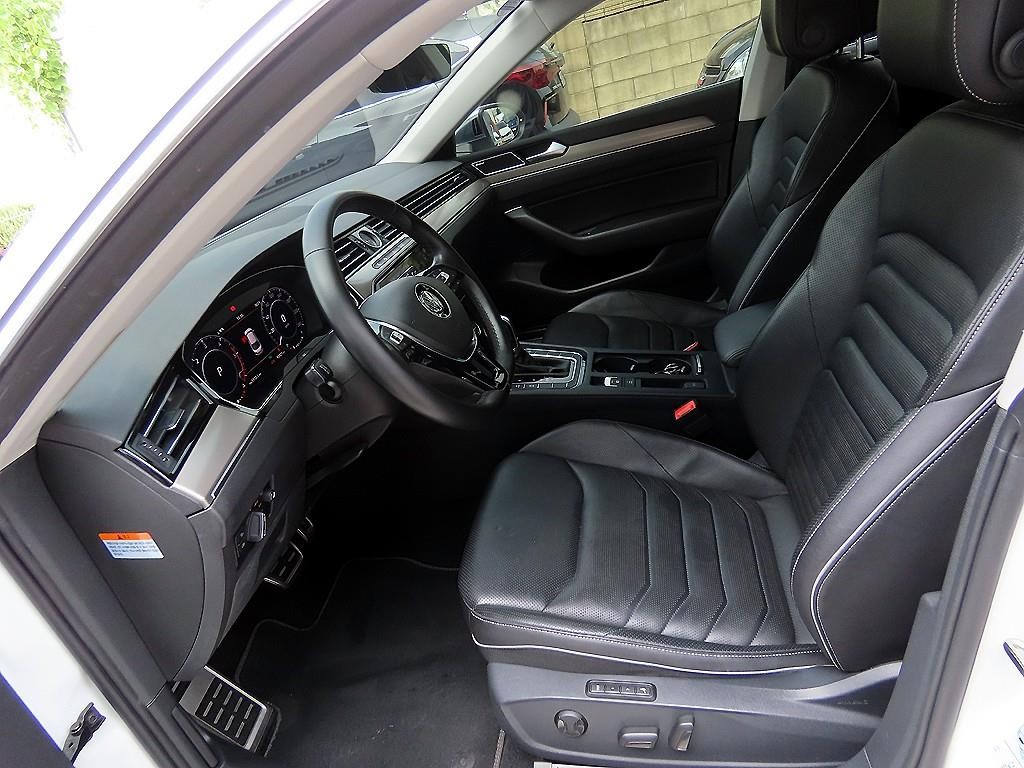 폭스바겐 아테온 2.0 TDI 프레스티지 이미지 5