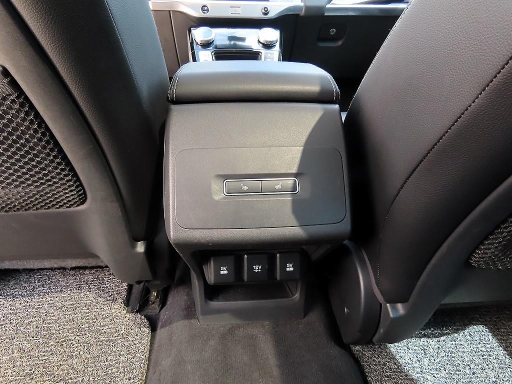 재규어 I-PACE EV400 SE 이미지 16