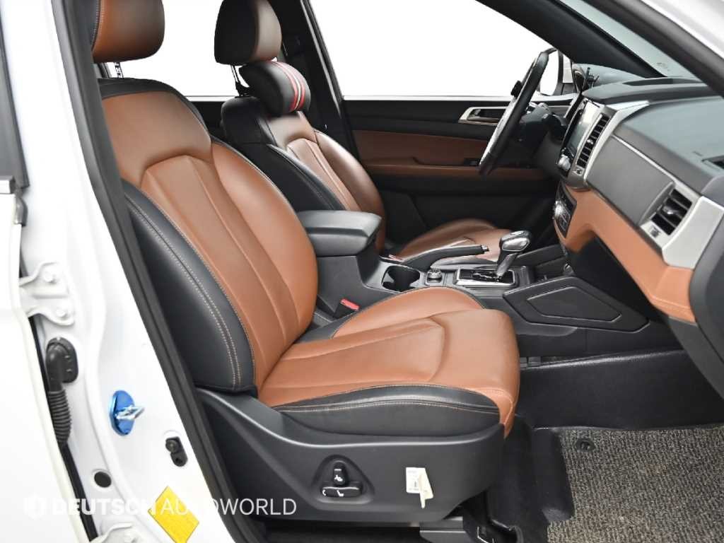 KG모빌리티(쌍용) 렉스턴 렉스턴 스포츠 칸 디젤 2.2 4WD 프로페셔널 S 이미지 10