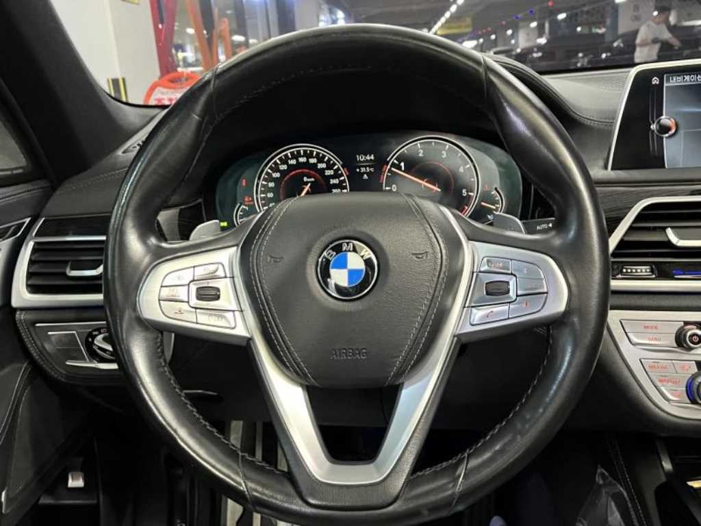 BMW 7시리즈 7시리즈 (G11) 740d xDrive M 스포츠 이미지 11