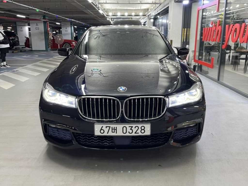 BMW 7시리즈 7시리즈 (G11) 740d xDrive M 스포츠 이미지 2