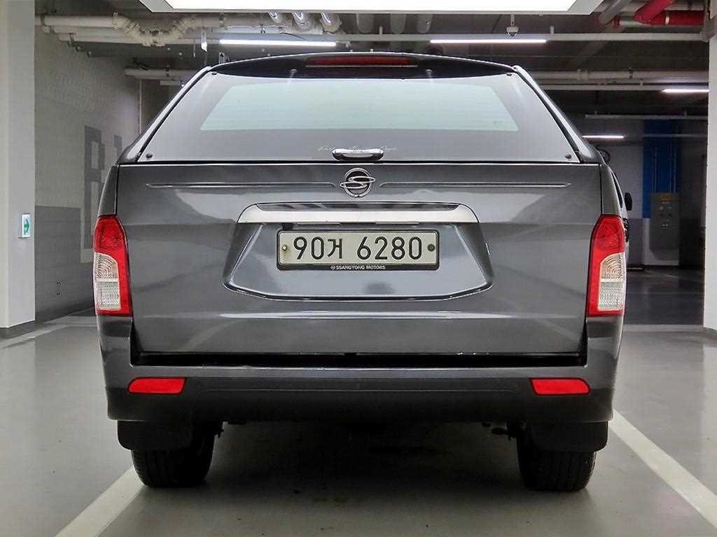 KG모빌리티(쌍용) 코란도 코란도스포츠 디젤 4WD CX7 패션 이미지 3