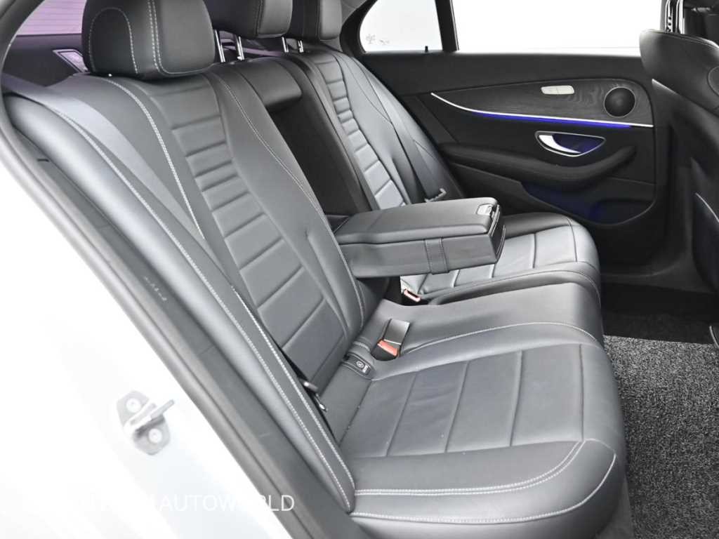 벤츠 E 클래스 E-클래스 W213 E220d 4MATIC 익스클루시브 이미지 12