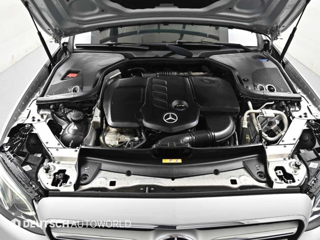 벤츠 E 클래스 E-클래스 W213 E220d 4MATIC 익스클루시브 이미지 6