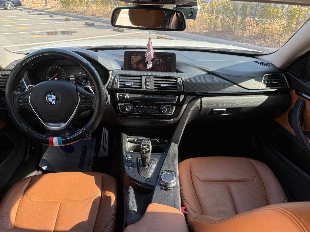 BMW 4시리즈 4시리즈 (F32) 420d 그란쿠페 럭셔리 이미지 10