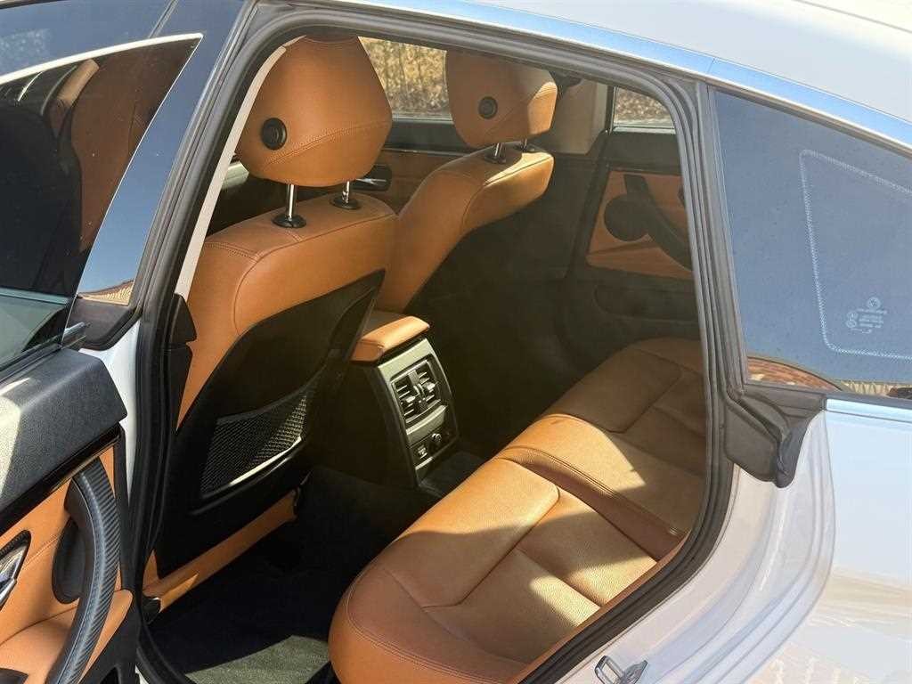 BMW 4시리즈 4시리즈 (F32) 420d 그란쿠페 럭셔리 이미지 8