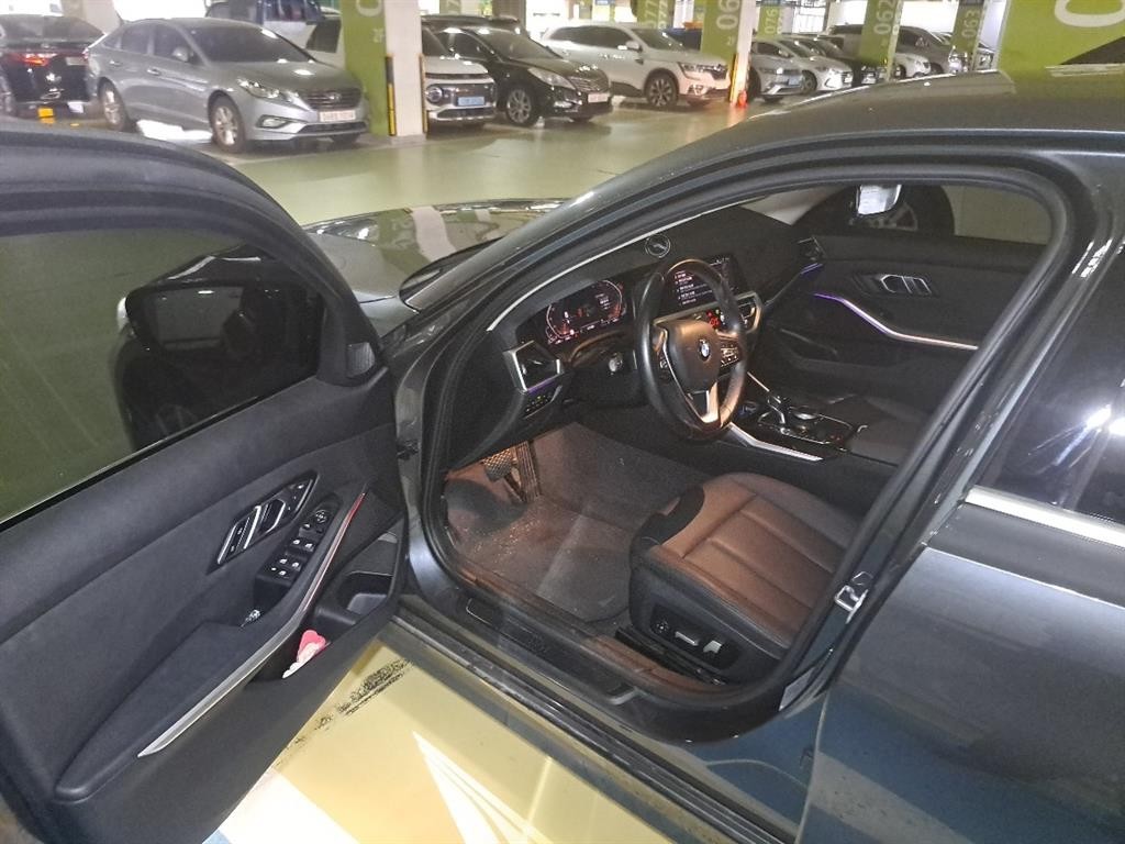 BMW 3시리즈 3시리즈 (G20) 320d 이미지 7