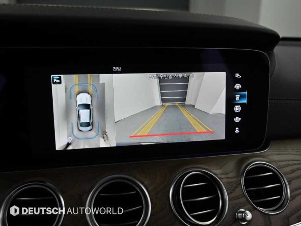 벤츠 E 클래스 E-클래스 W213 E300e 4MATIC 익스클루시브 이미지 15