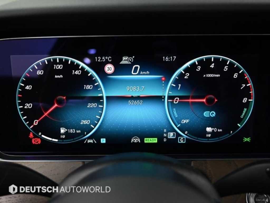 벤츠 E 클래스 E-클래스 W213 E300e 4MATIC 익스클루시브 이미지 8