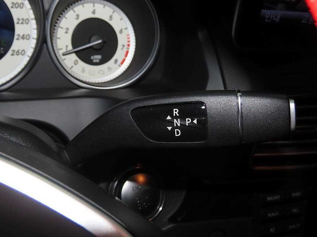 벤츠 E 클래스 E-클래스 W212 E200 카브리올레 이미지 14