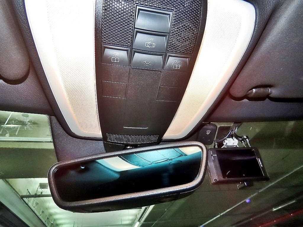 벤츠 E 클래스 E-클래스 W212 E200 카브리올레 이미지 17