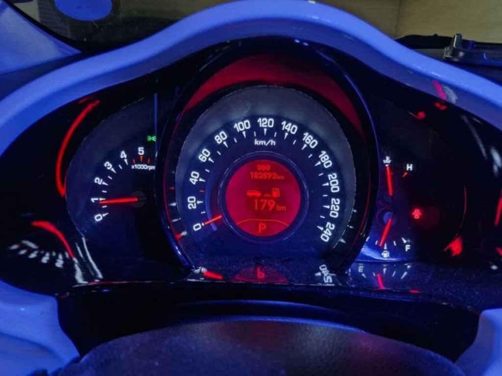 기아 스포티지 스포티지 R 2WD TLX 프리미엄 이미지 3